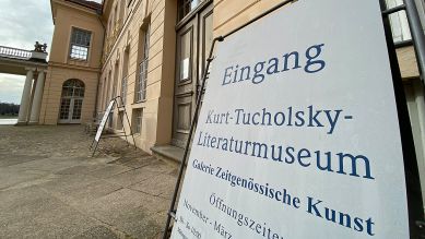 Eingang zum Tucholsky-Literaturmuseum in Rheinsberg, Bild: Antenne Brandenburg/B. Haase-Wendt